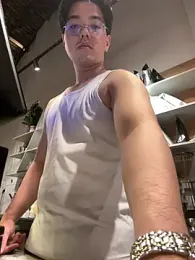 lucas-N888 — вебкам-модель онлайн на stripchat