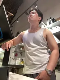 lucas-N888 — вебкам-модель онлайн на stripchat