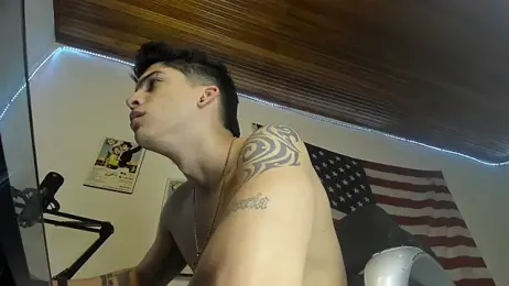 charlie_hotxxx — вебкам-модель онлайн на stripchat