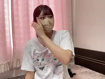 shina_mo_n_ch — вебкам-модель онлайн на stripchat