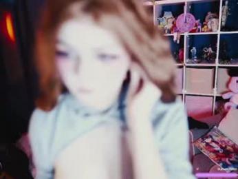 madnessalise — вебкам-модель онлайн на chaturbate