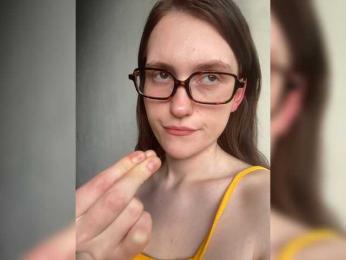 DingDing — Bongacams stream photo (May 2026)