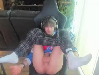 bashful4200 — вебкам-модель онлайн на chaturbate