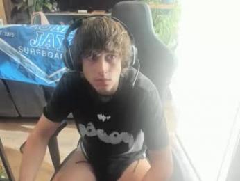 bashful4200 — Chaturbate stream photo (Feb 2026)