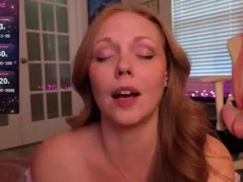 daphnemadison — вебкам-модель онлайн на chaturbate