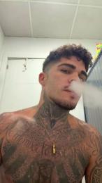 Chrisdov — вебкам-модель онлайн на cam4