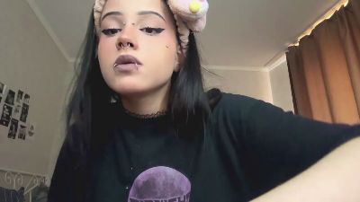 NidaTasler — вебкам-модель онлайн на cam4