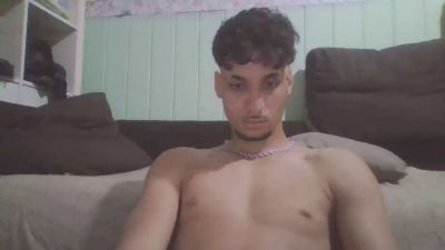 moritoxxl — Cam4 stream photo (May 2026)