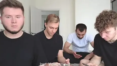 boys_sobolisha — вебкам-модель онлайн на stripchat