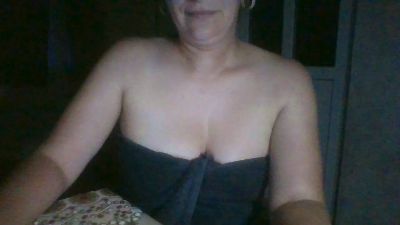 Adela — вебкам-модель онлайн на cam4