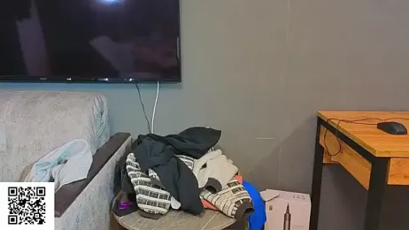 crispinver — Stripchat stream photo (May 2026)