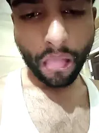 PRIYANHU@xh — Stripchat stream photo (Apr 2026)