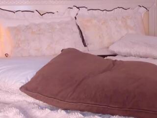 Mary Harris — вебкам-модель онлайн на flirt4free