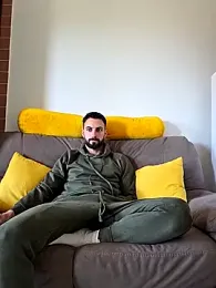 AmicisegretiITA — вебкам-модель онлайн на stripchat