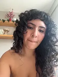 SugarTroubl33 — Stripchat stream photo (Mar 2026)