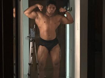 LeonMike — Livejasmin stream photo (Apr 2025)