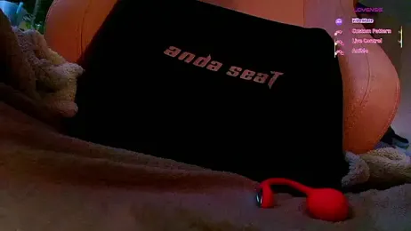 GoodWitch_ — вебкам-модель онлайн на stripchat