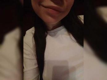 Krasotka_777 — вебкам-модель онлайн на bongacams