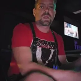 Trucker_Hunter — вебкам-модель онлайн на stripchat