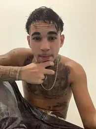 dovapo777 — вебкам-модель онлайн на stripchat