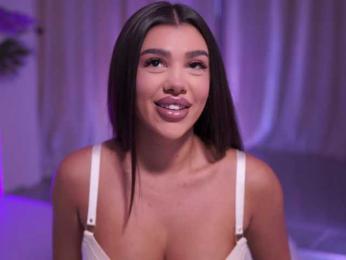 NatyDesiree — вебкам-модель онлайн на bongacams