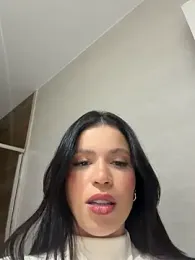 Rafaellaz — вебкам-модель онлайн на stripchat