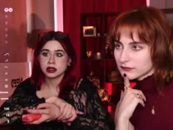 luxrayi — вебкам-модель онлайн на chaturbate