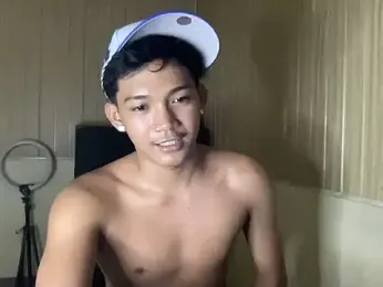 YourcumBoy77 — вебкам-модель онлайн на stripchat