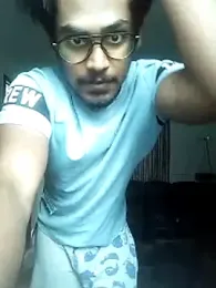 singaram190 — Stripchat stream photo (Apr 2026)