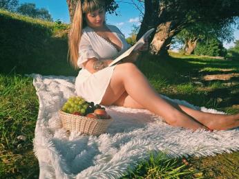 AriaHaley — livejasmin