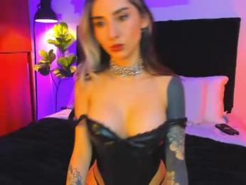 naugthymila3 — вебкам-модель онлайн на chaturbate