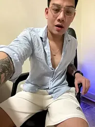 latava — Stripchat stream photo (Jan 2026)