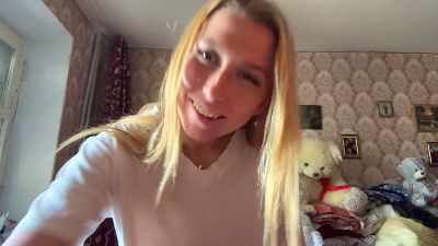 EmilieKooker — Cam4 stream photo (Apr 2026)