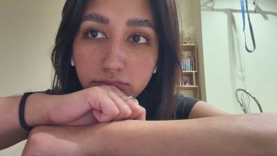 YingPopichak — вебкам-модель онлайн на cam4