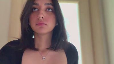 YingPopichak — вебкам-модель онлайн на cam4