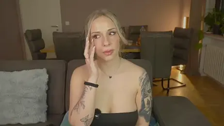 SweetBella95_ — вебкам-модель онлайн на stripchat