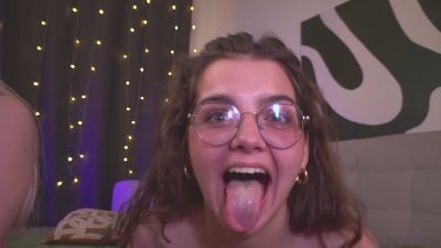 AzzieTheriault — вебкам-модель онлайн на cam4