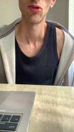 Tom_ita1 — вебкам-модель онлайн на cam4