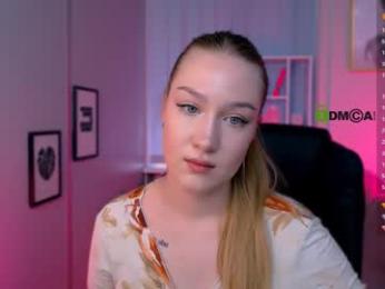 mary_silver — Chaturbate stream photo (May 2025)