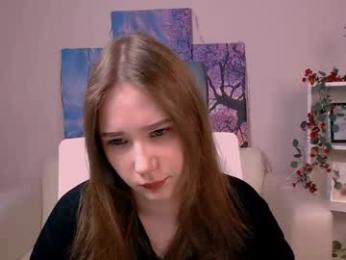 mary_silver — Chaturbate stream photo (Apr 2025)