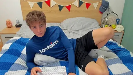 Fandi_777 — Stripchat stream photo (Apr 2026)