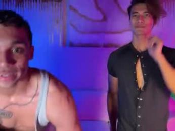 kenottx — вебкам-модель онлайн на chaturbate