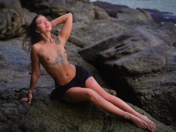 IskrinaCold — livejasmin