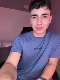 AdrianRinaldi — stripchat