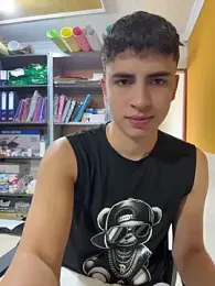 AdrianRinaldi — stripchat