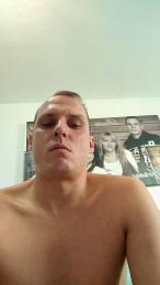 Per37 — вебкам-модель онлайн на cam4