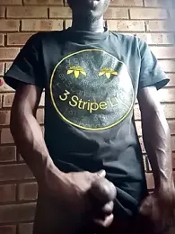 VrXis — вебкам-модель онлайн на stripchat