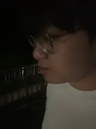 Yang_571 — вебкам-модель онлайн на stripchat