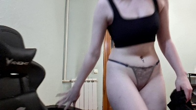 lindaxxcrow — Cam4 stream photo (Aug 2026)