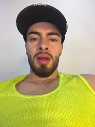 MaxDell — Stripchat stream photo (Feb 2026)